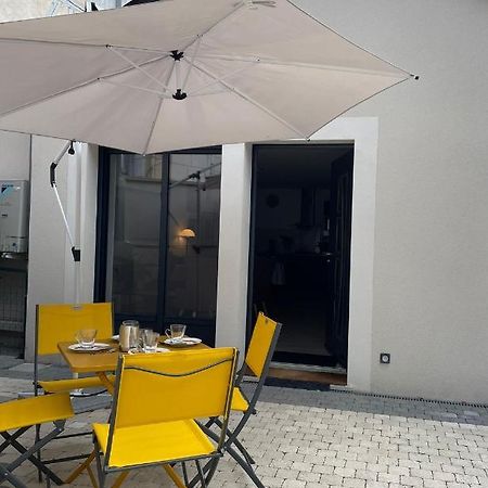 L'Archeveche : Au Pied De La Cathedrale Apartment Bourges Luaran gambar